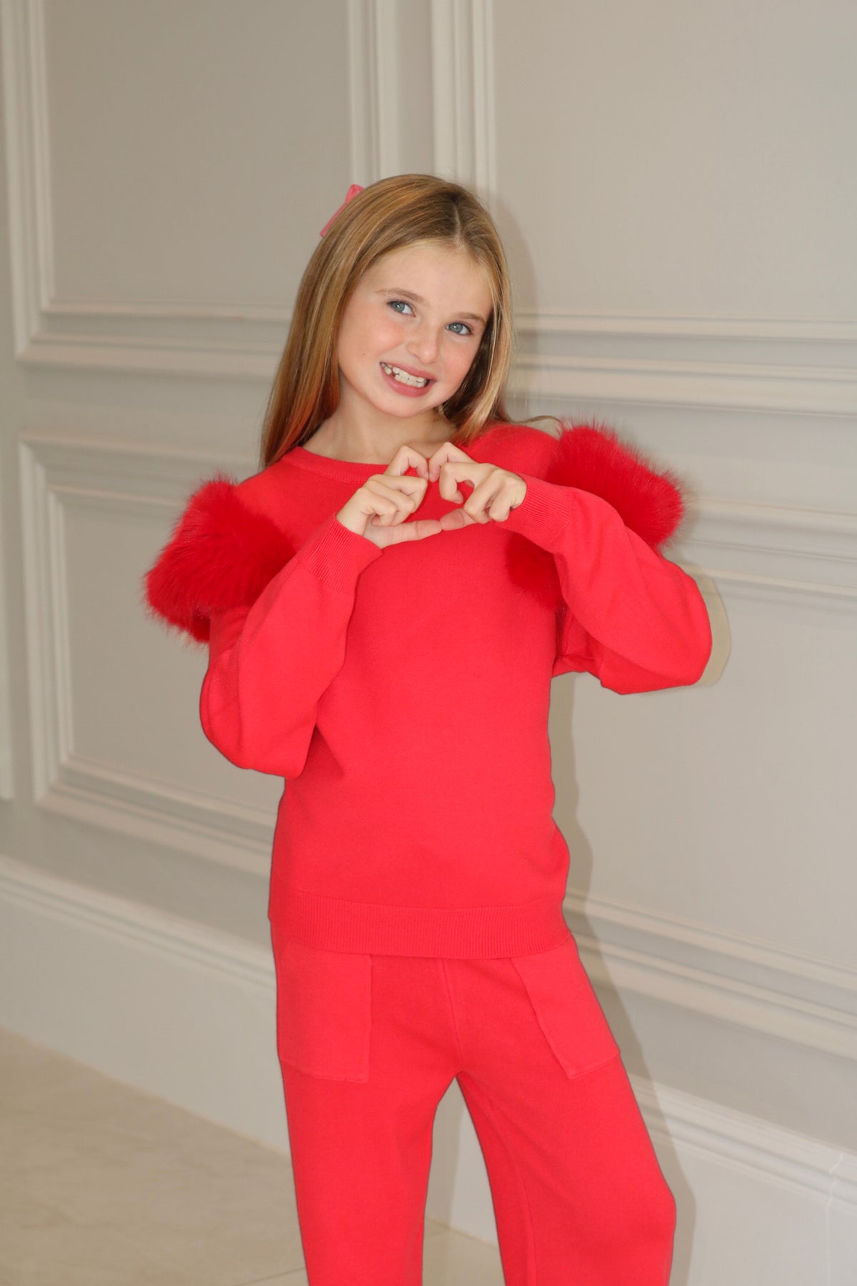 Premium Knit Loungewear Set With Faux Fur Shoulder Detail